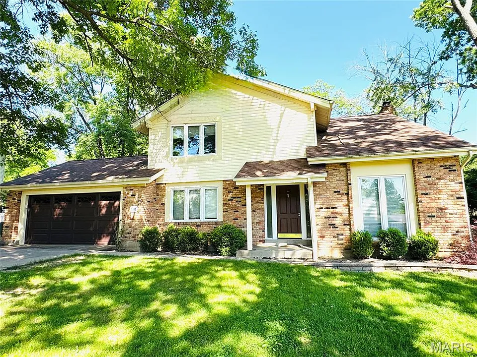 160 Lucerne Place Dr