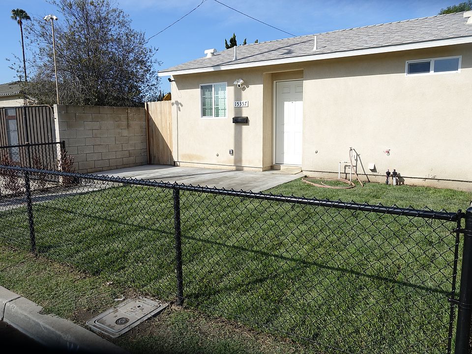 Fenced front yard
