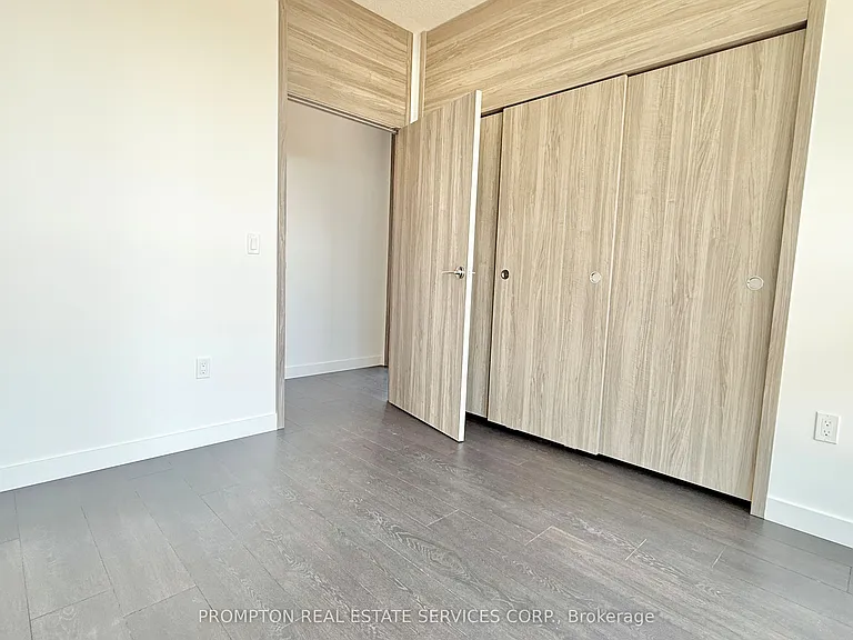 68 Esther Shiner Blvd #2015 — Photo 20