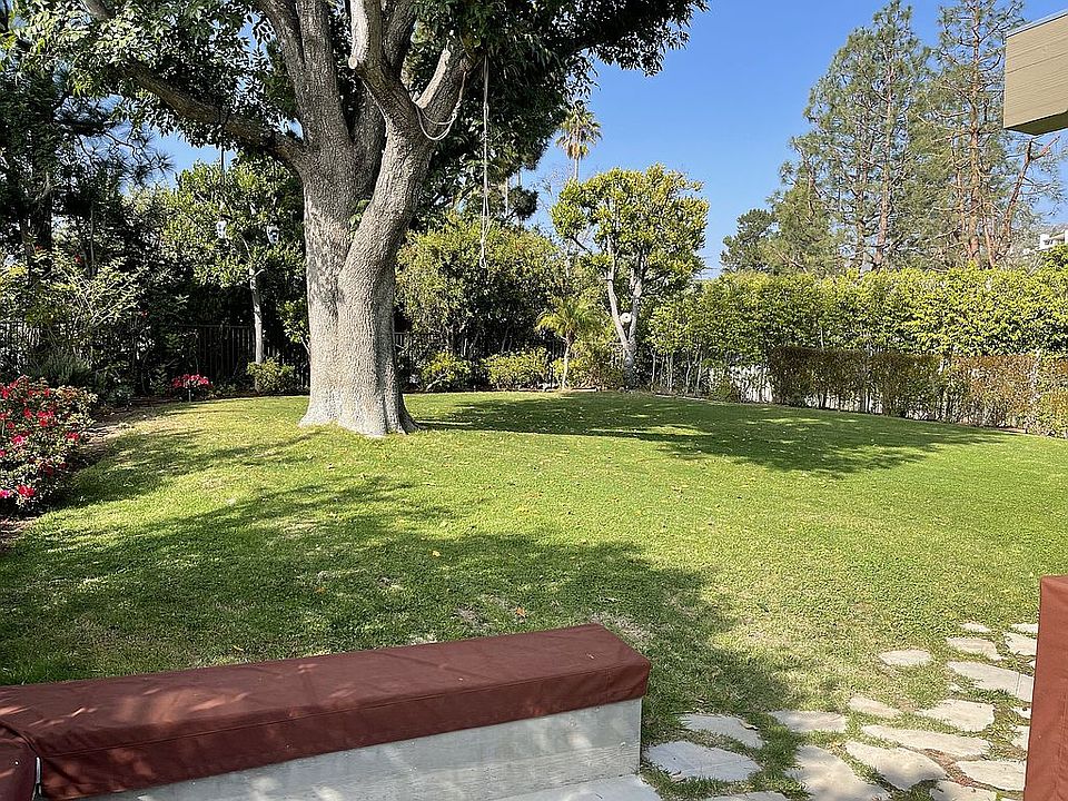 2nd image of 16933 Avenida De Santa Ynez