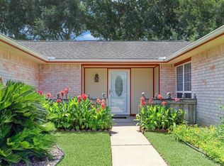 17714 Fife Ln, Webster, TX 77598