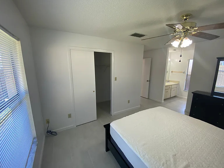2403 Albaca Dr — Photo 18