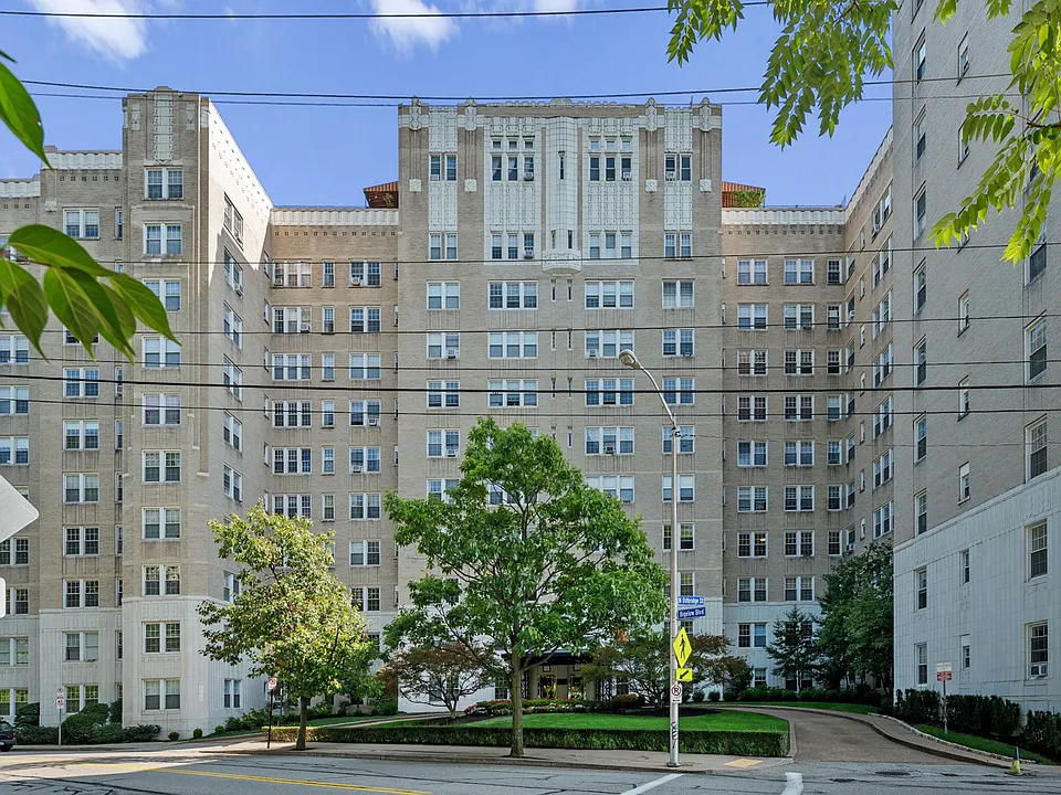 The Royal York Apartments