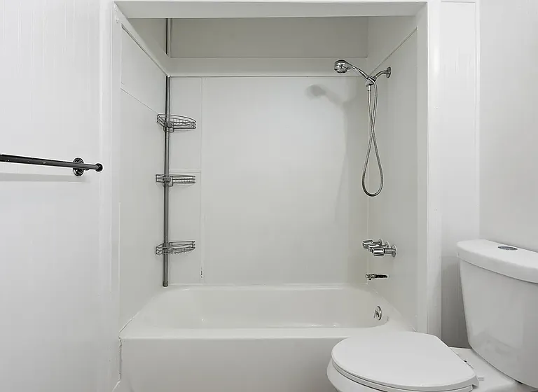 307 Cutty Ct — Photo 5