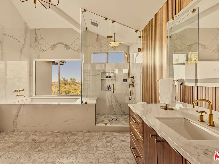 22303 Dunmore Dr — Photo 21