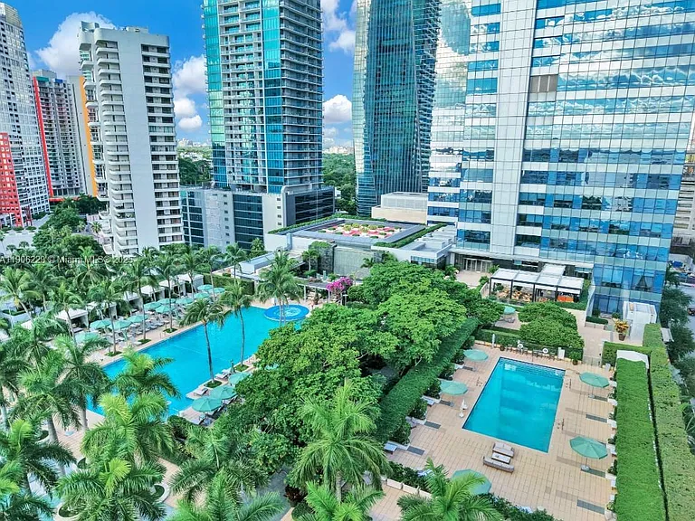 1435 Brickell Ave #3401 — Photo 52