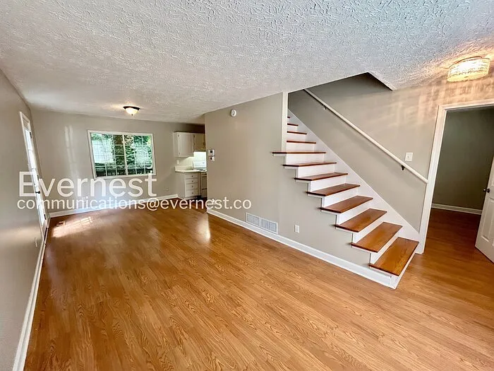 2771 Skyland Dr — Photo 6