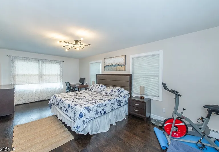 24 Chatham Rd — Photo 17
