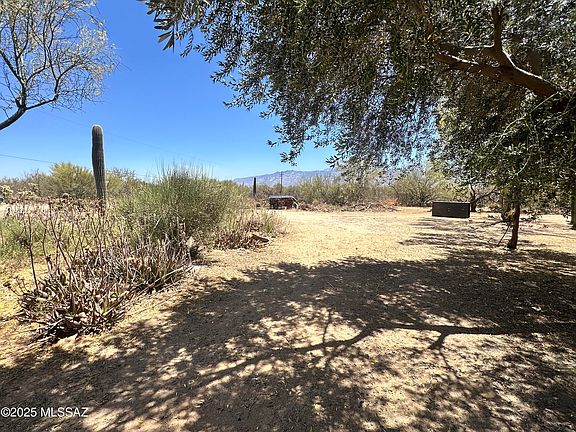 3rd image of 1975 W Limewood Dr