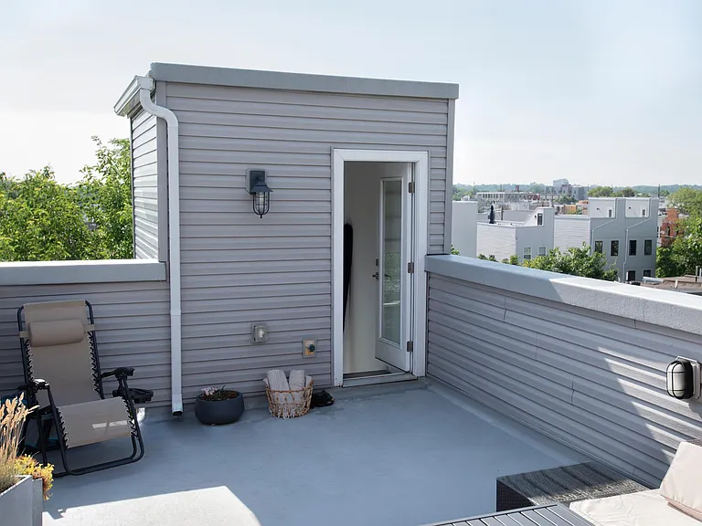 1434 N Etting St — Photo 30