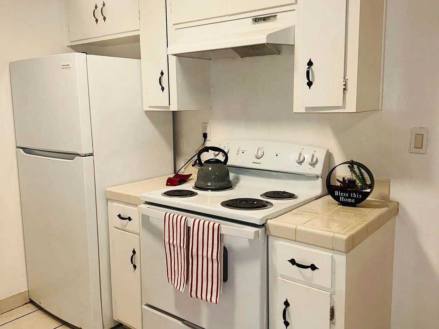 West Village Apartments — Photo 4
