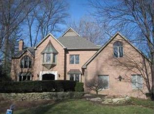 174 Lake Bluff Dr, Columbus, OH