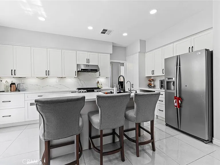 15881 Madelyn Ct — Photo 15