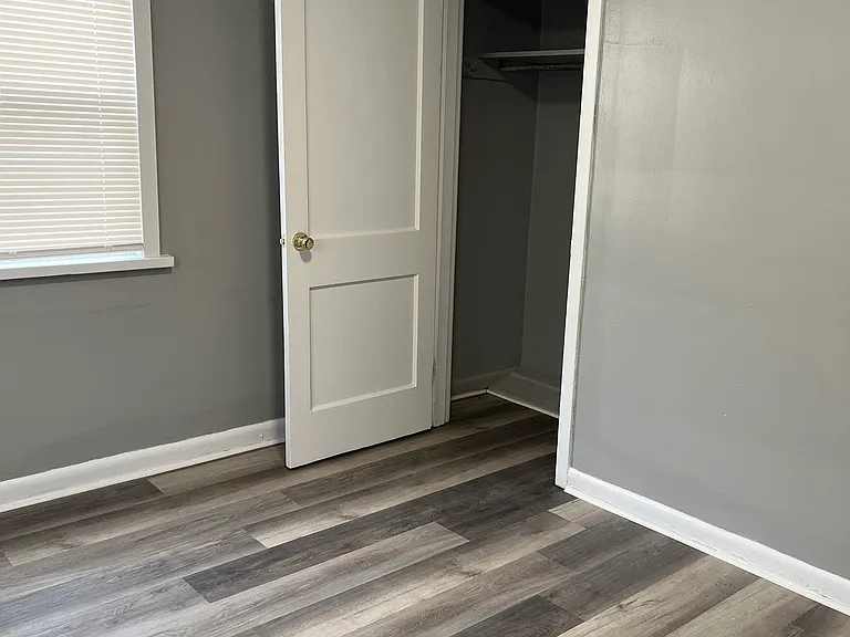 2312 Davue Cir #4 — Photo 4