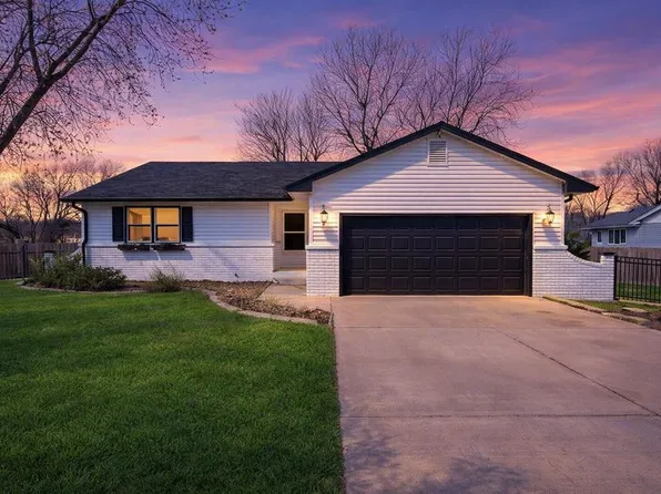 609 N Main St, Rose Hill, KS 67133