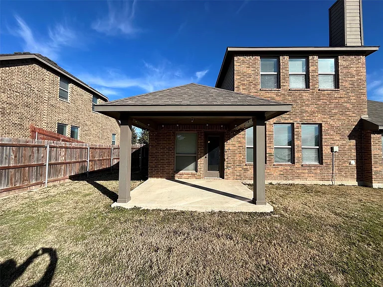 3826 Hyde Park Dr — Photo 36
