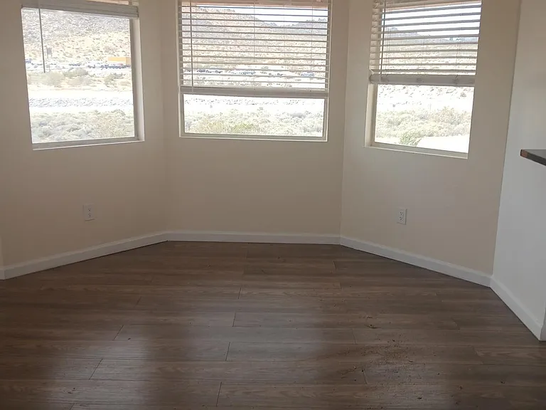 15815 Potomac Rd #5 — Photo 2