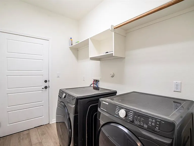 8920 Cattalo Ln — Photo 19