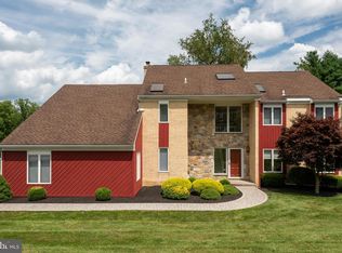 1121 Cotswold Ln, West Chester, PA 19380