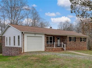 351 Schoolfield Rd, Eden, NC 27326