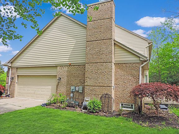 5th image of 40736 Coachwood Cir