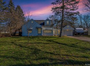 2100 Wilmar St, Burton, MI 48509