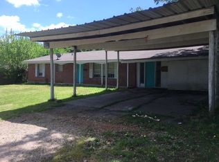 1030 E Waco Ave, Cooper, TX 75432