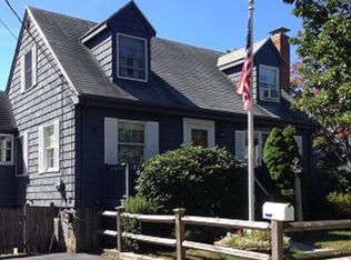 22 Reed St, Marblehead, MA 01945