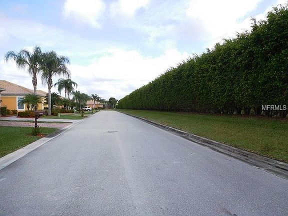 3rd image of 21066 Cosenza Ct