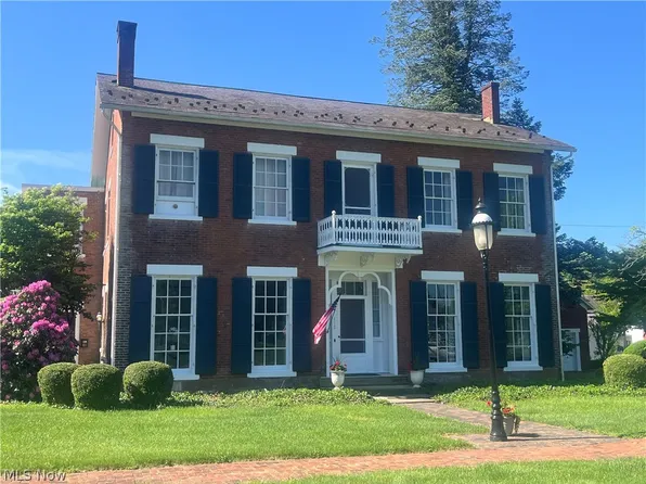 490 E Union Ave, McConnelsville, OH 43756