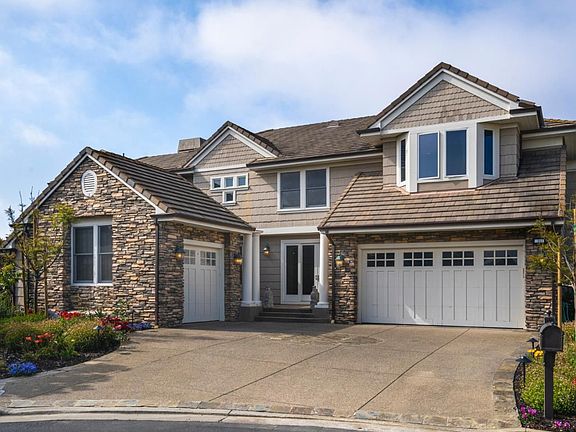 3rd image of 31 Spyglass Ct