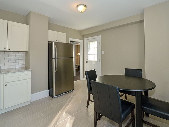 4th image of 2618 Dumont Ave