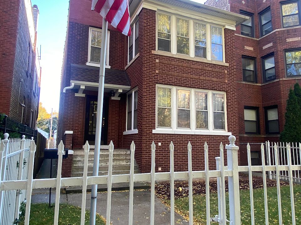 1st image of 1737 W Albion Ave #1