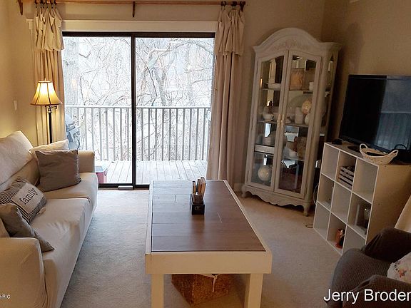 2nd image of 3302 Devonwood Hills Dr NE #D