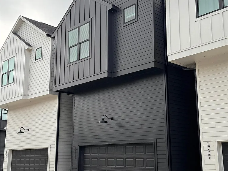 2705 Oakwood Crest Ln — Photo 38