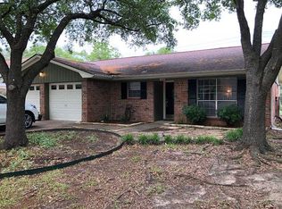 1815 Langford St, College Station, TX 77840