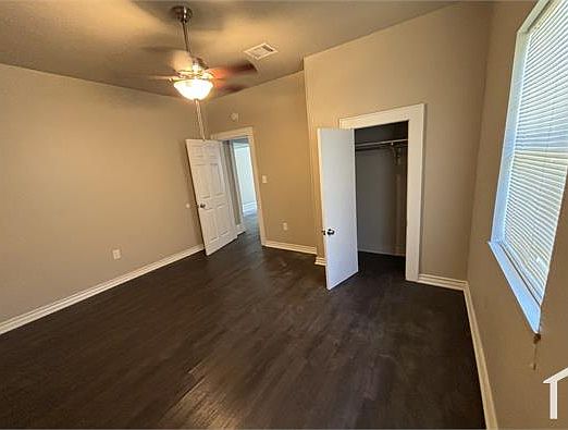 5th image of 1760 Desoto St
