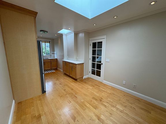 5th image of 1630 40th Ave