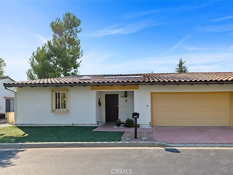1232 La Paloma Gln — Photo 2