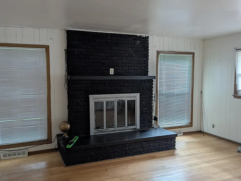 2000 Saint Stephen Dr — Photo 26