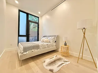 Rented by Doorway NYC, LLC