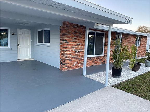 2nd image of 213 Venice East Blvd