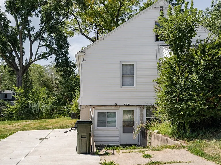 804 W 18th St — Photo 8