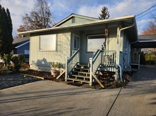 313 E Main St, Everson, WA 98247