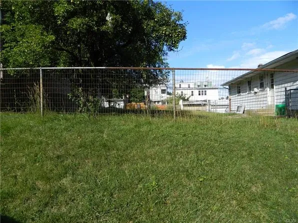 129-131 S Saint Cloud St, Allentown, PA 18104