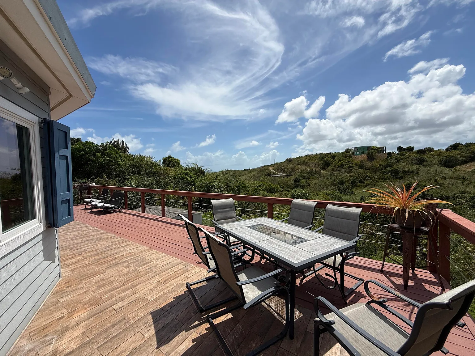 2 bed, $2,000 — Photo 2