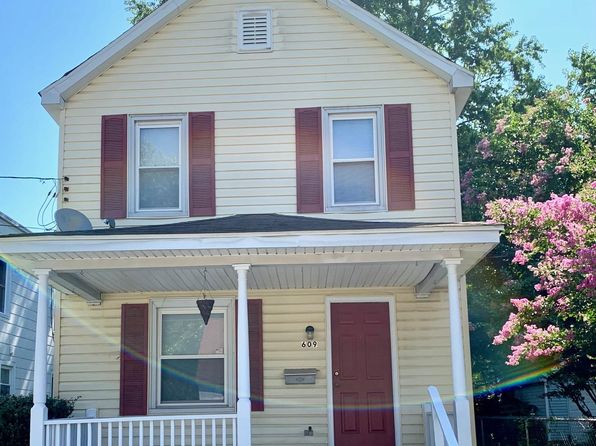 609 Oak Hill Ave