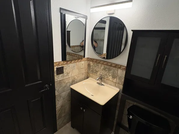 9686 W Chatfield Ave Unit D, Littleton, CO 80128