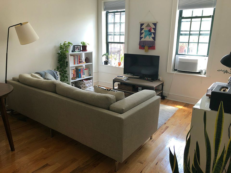 1st image of 131 Joralemon St APT 31