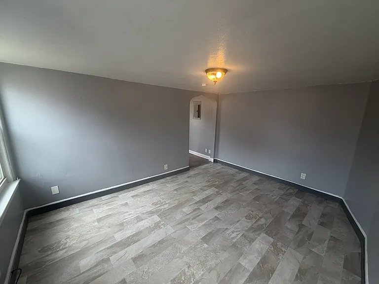 306 Wyoming Ave #C — Photo 2